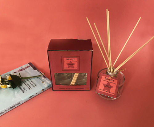 Customizable red gift box transparent fragrance glass bottle candle diffuser group