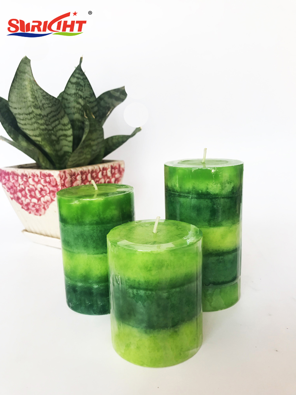 New green gradient cream snowflake effect pillar candle